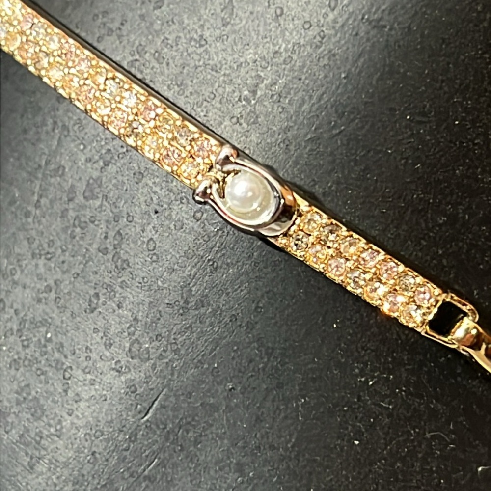 COACH LOGO GOLD TONE C HINGED BANGLE BRACELET With CRYSTALS NWOT - Picture 4 of 5